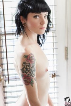 INKED GIRLS NSFW – POST 137 – 69 iNKED GIRLS