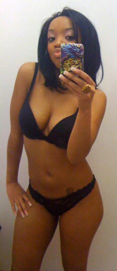 Black teen bikini selfies