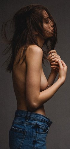 Sophia Lieberman fully nude photoshoot