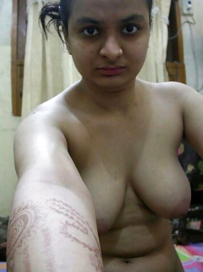 Indian girls doing naked selfie for boyfriend-15