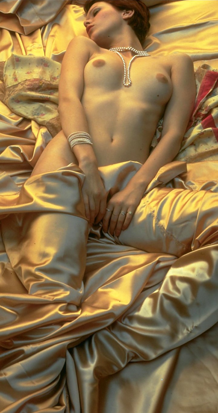 Dutch actress Sylvia Kristel fully nude Emmanuelle photoshoot 1974