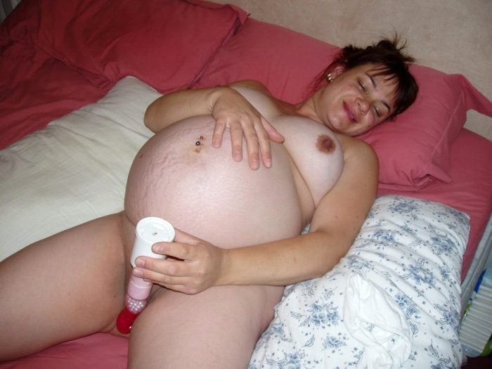 Girls Pregnant Naked