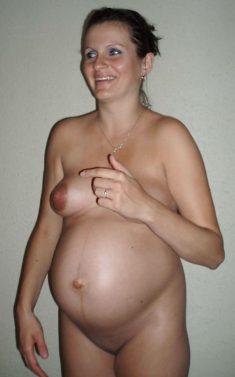 Mature pregnant wifes naked